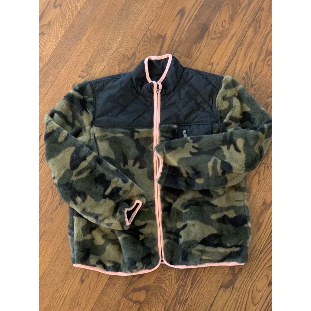 Rails Camo Fleece